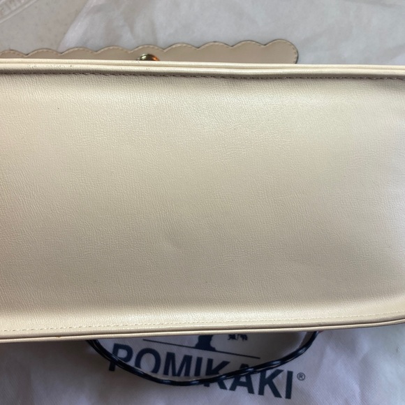 Pomikaki 2-1 Floral Satchel - Picture 7 of 8